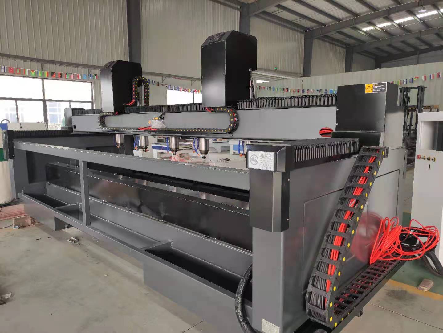 石材雕刻機(jī)的質(zhì)量要怎么區(qū)分？